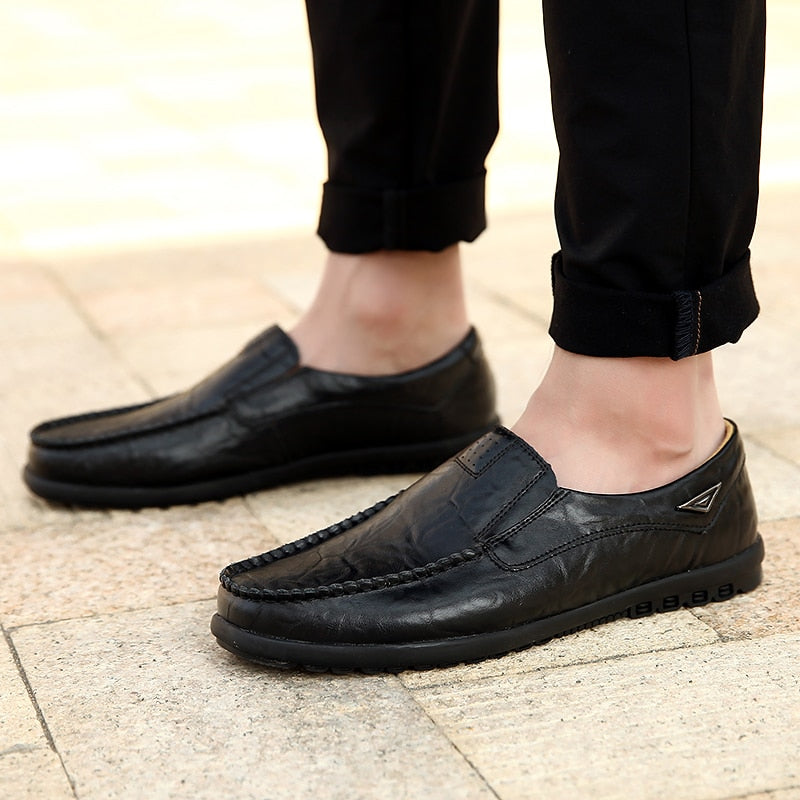 John Capri Men's Genuine Leather Moccasin